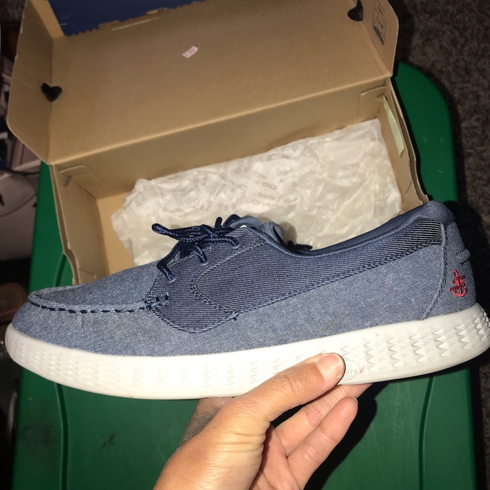 Men’s Skechers boat shoes size 7.5